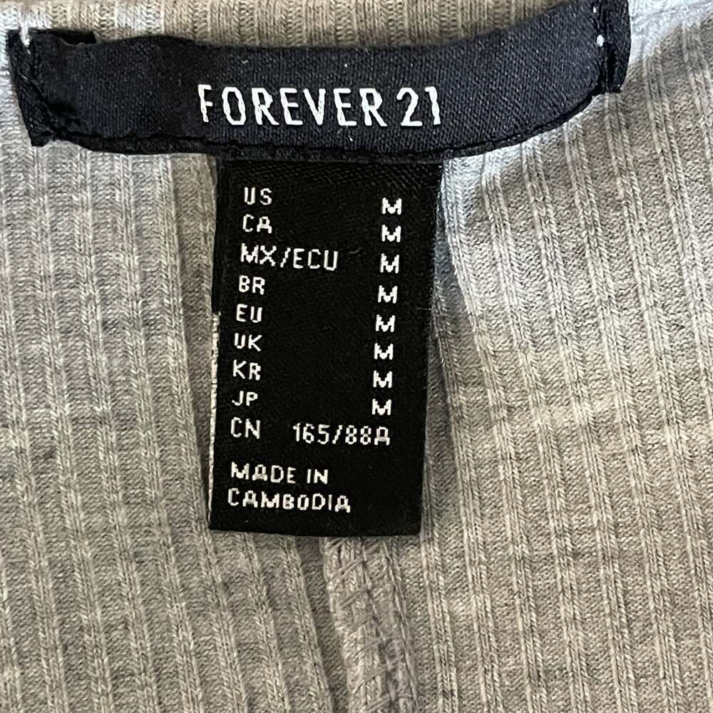 Forever 21 - Picture 4 of 5